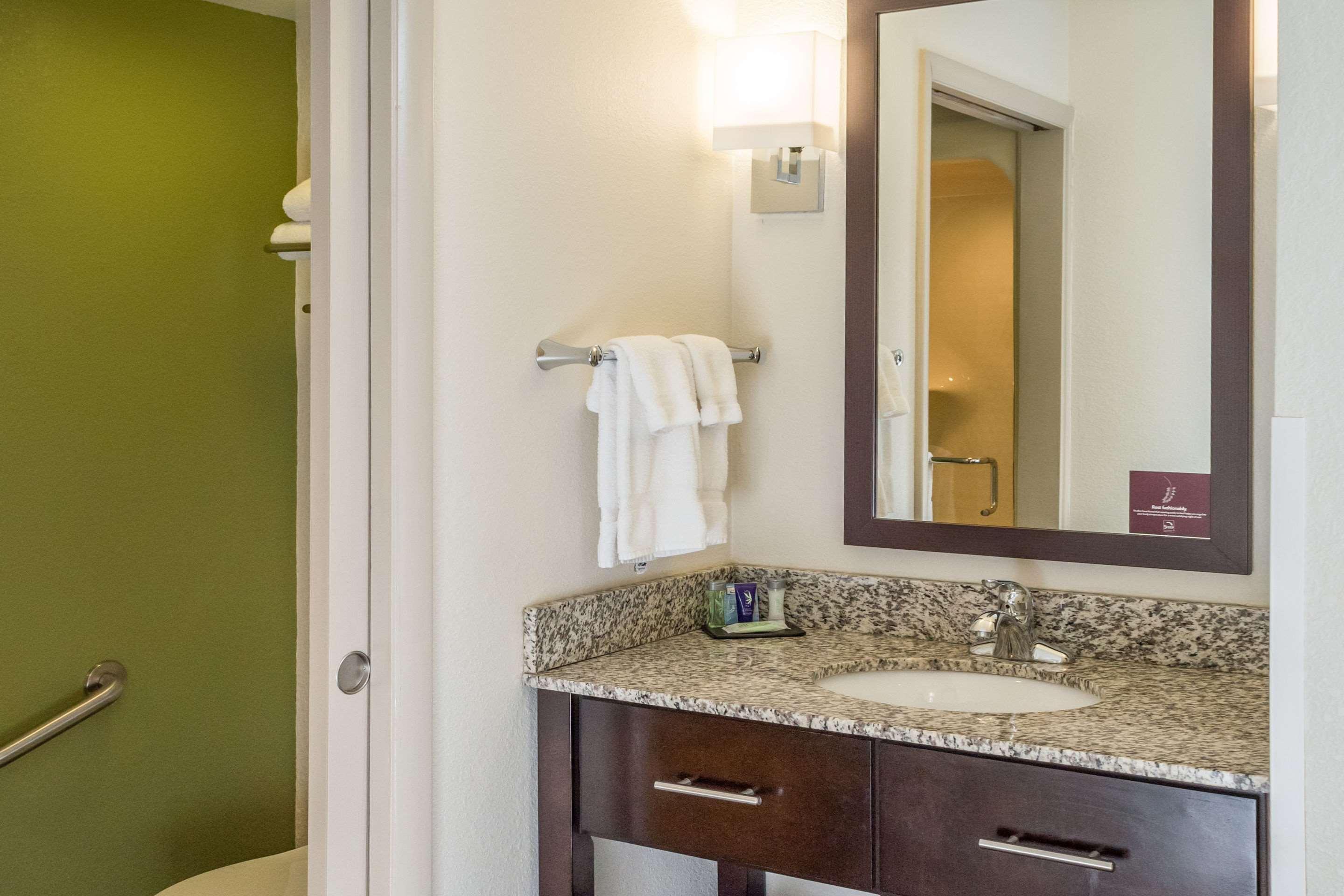 Sleep Inn & Suites Cross Lanes - South Charleston Εξωτερικό φωτογραφία